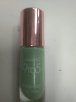 Lakme 9t05 primer gloss nail color mint twist