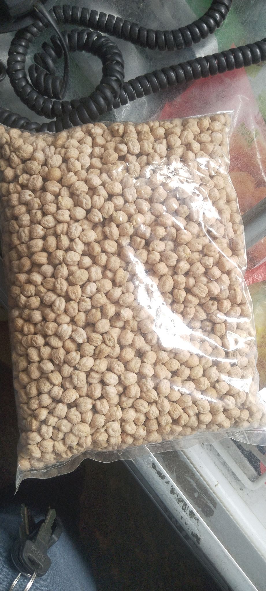 Kabuli chana white