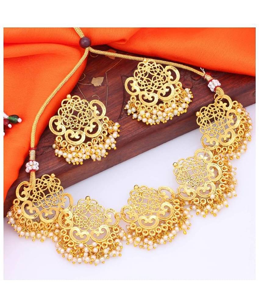 Sukkhi Alloy Golden Traditional Necklaces Set Choker