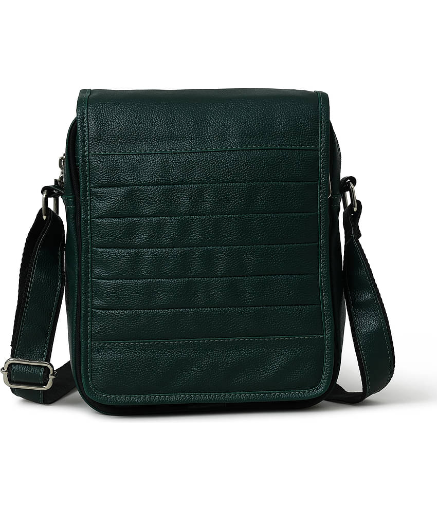MATRICE - Green Solid Messenger Bag