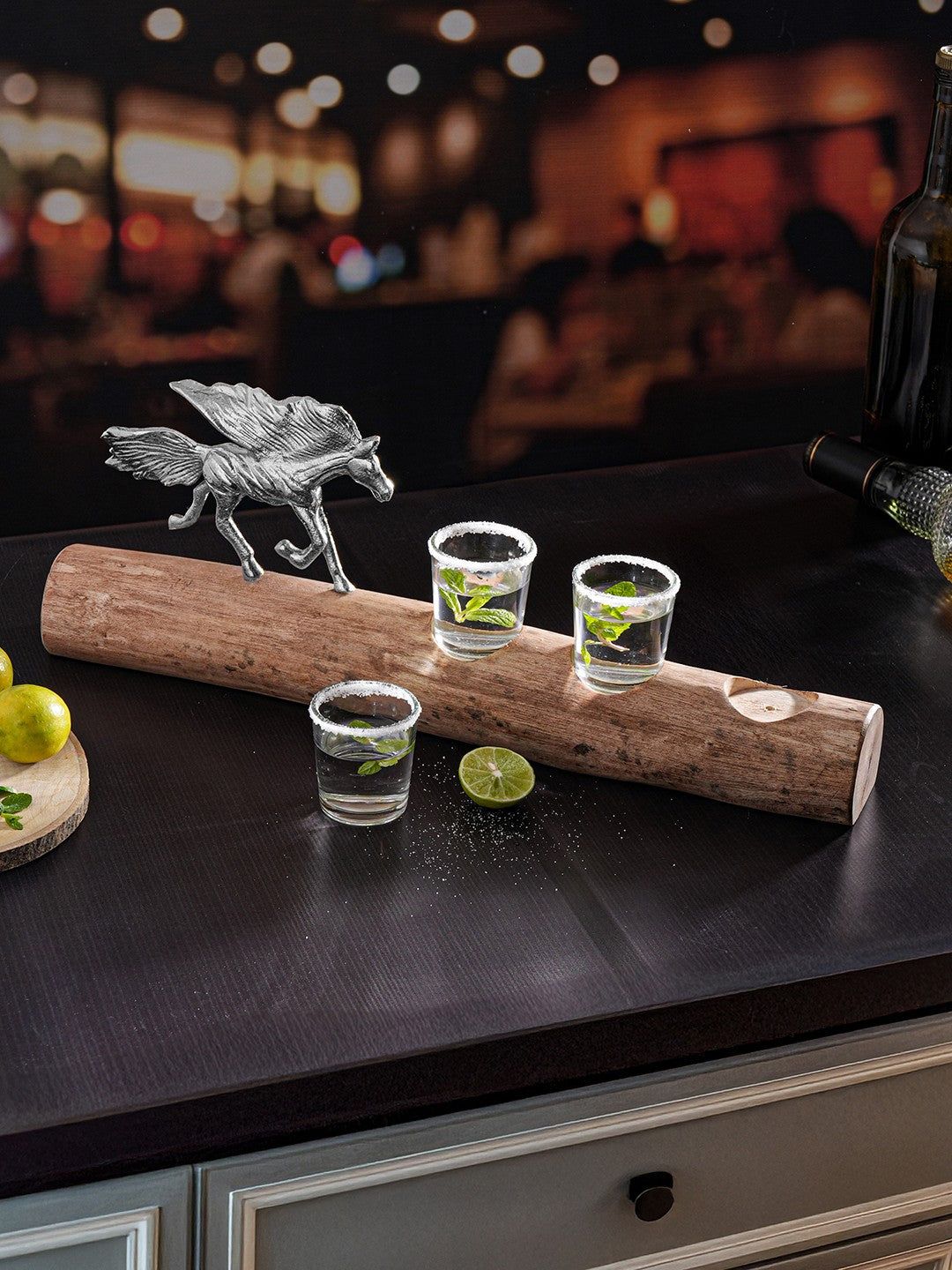 Stallion Sips Shot Glasses with a Stand-Silver
