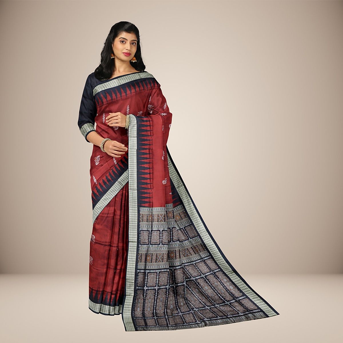 Elaborate Traditional Motif Bomkai Silk Saree