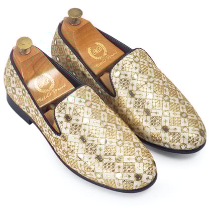 Darpan Slipons (Limited Edition)-EU 41 / UK 7 / Beige