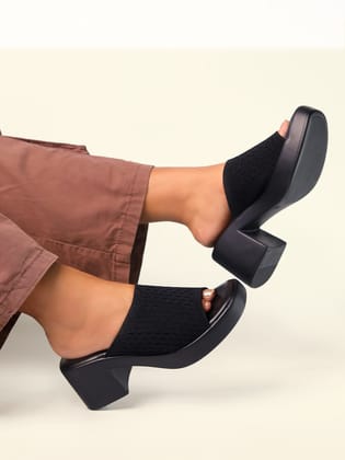 Belliza Black Platform Heels-Wedge / 37
