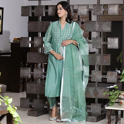 jade  chanderi A-line embroidered kurta set with dupatta-XS