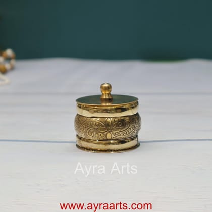 Brass Handcrafted Sindoor Dibbi Kumkum Box Fancy Box Round - 1.5 Inch Length Brass Handcrafted Sindoor Dibbi Kumkum Box Fancy Box Round - 1.5 Inch Length
