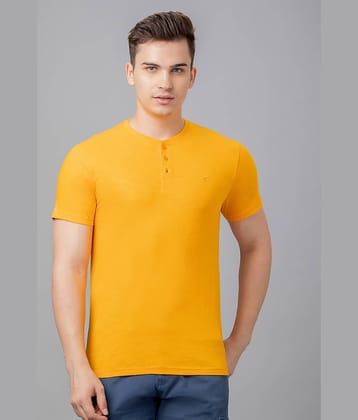 Globus - Mustard Cotton Regular Fit Men's T-Shirt ( Pack of 1 )