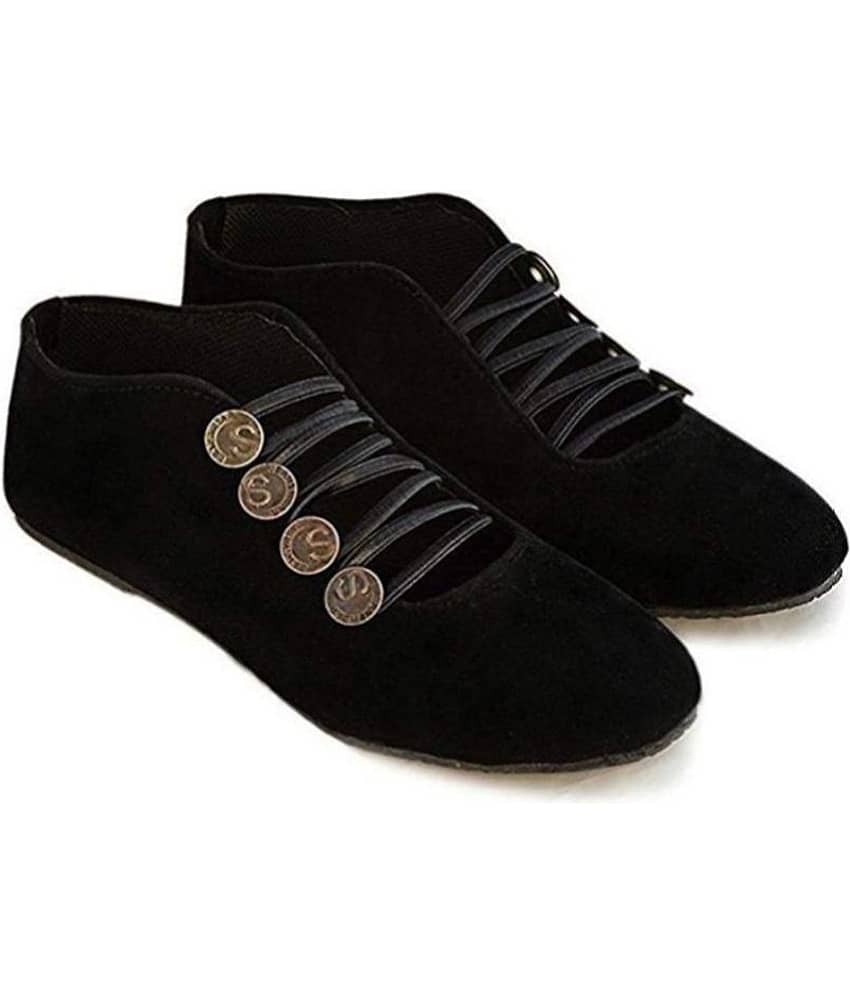 Apratim Black Ethnic Footwear