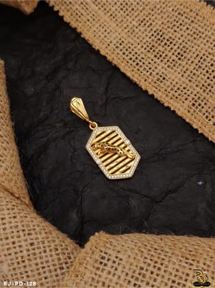 High Gold Looking Jaguar Small Pendant PD-128