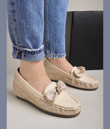 Shoetopia Cream Women's Loafers