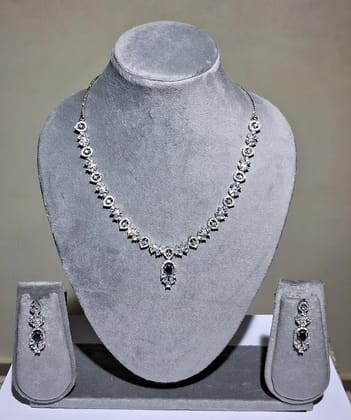 NECKLACE AD
