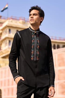 EMBROIDERED BORDER SHIRT-XXL / Black