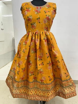 Elegant OffShoulder Midi Dress Elegant OffShoulder Midi Dress