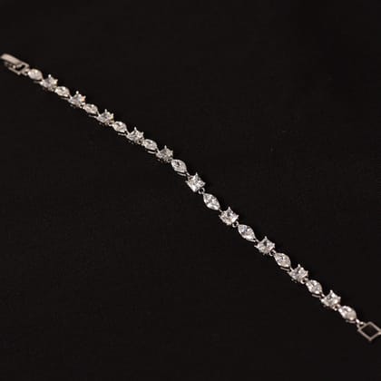 Jarnette Tennis Bracelet