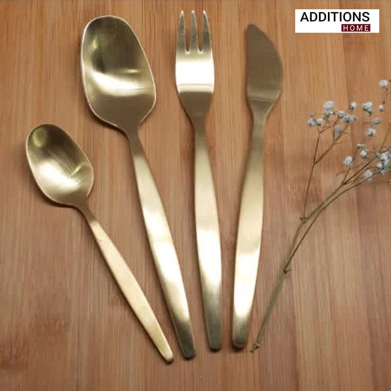 24pcs Luxury Chrome Plated Classic Cutlery Set Dinner Spoon Knives Fork Set Stainless Steel Tableware Dinner Set with Black Gift Box-Gold