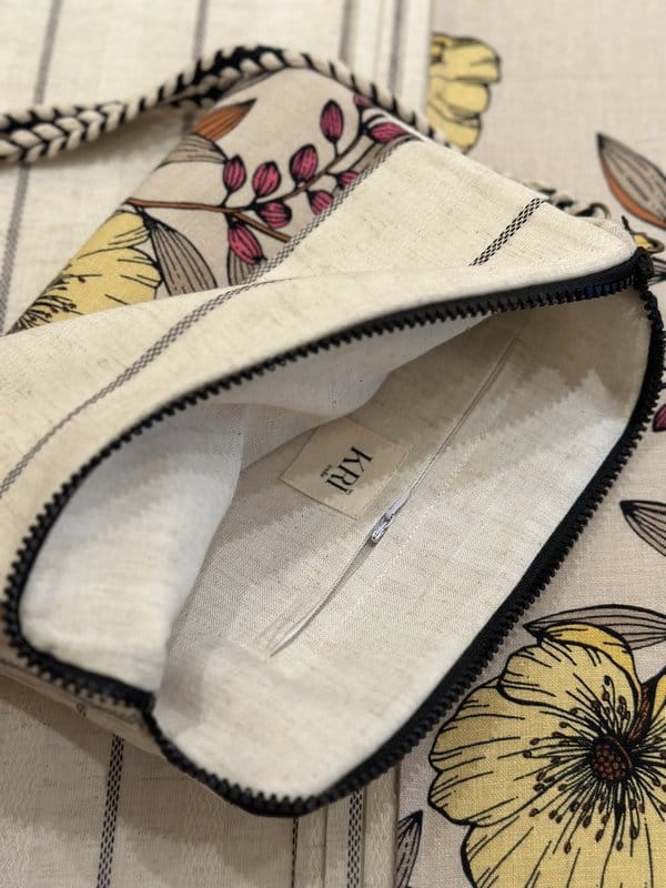 ... ...