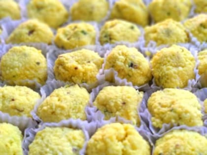 BANGLARMISTI Kesar Kanchagolla Sandesh - Traditional Bengali Sweets, Saffron Flavoured, Mouth-melting,Light Sweet, 12 Pieces Pack