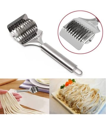THRIFTKART - Noodle Cutter Roller High Grade Stainless Steel Lattice Roller Docker Dough Cutter Pasta Spaghetti Maker for Kitchen Cooking Tools with Hanging Loop (Pack of 1)