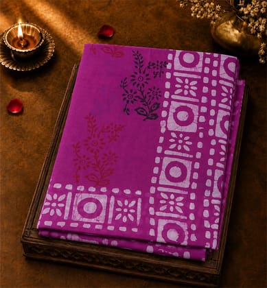 Handblock Printed Batik Cotton Saree Handblock Printed Batik Cotton Saree