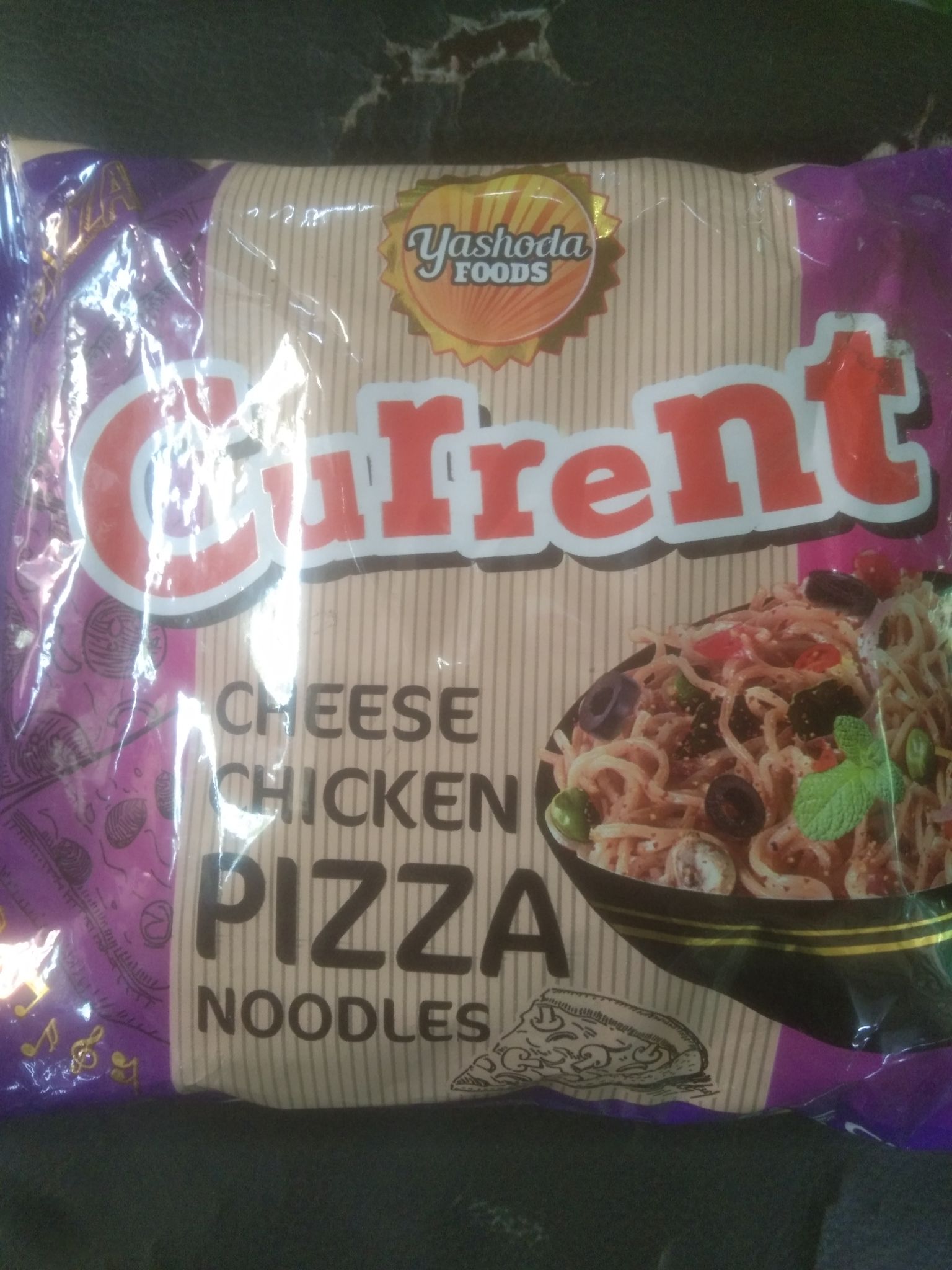 Current cheese chicken pizza noodle