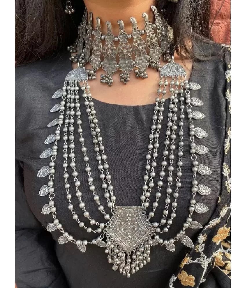 PUJVI Silver Alloy Necklace Set ( Pack of 1 ) - Silver