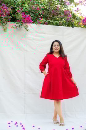 Laal Ishq  Red Solid Cotton Knee Length dress-XS