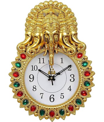 GrabBasket Assymetric Analog Wall Clock