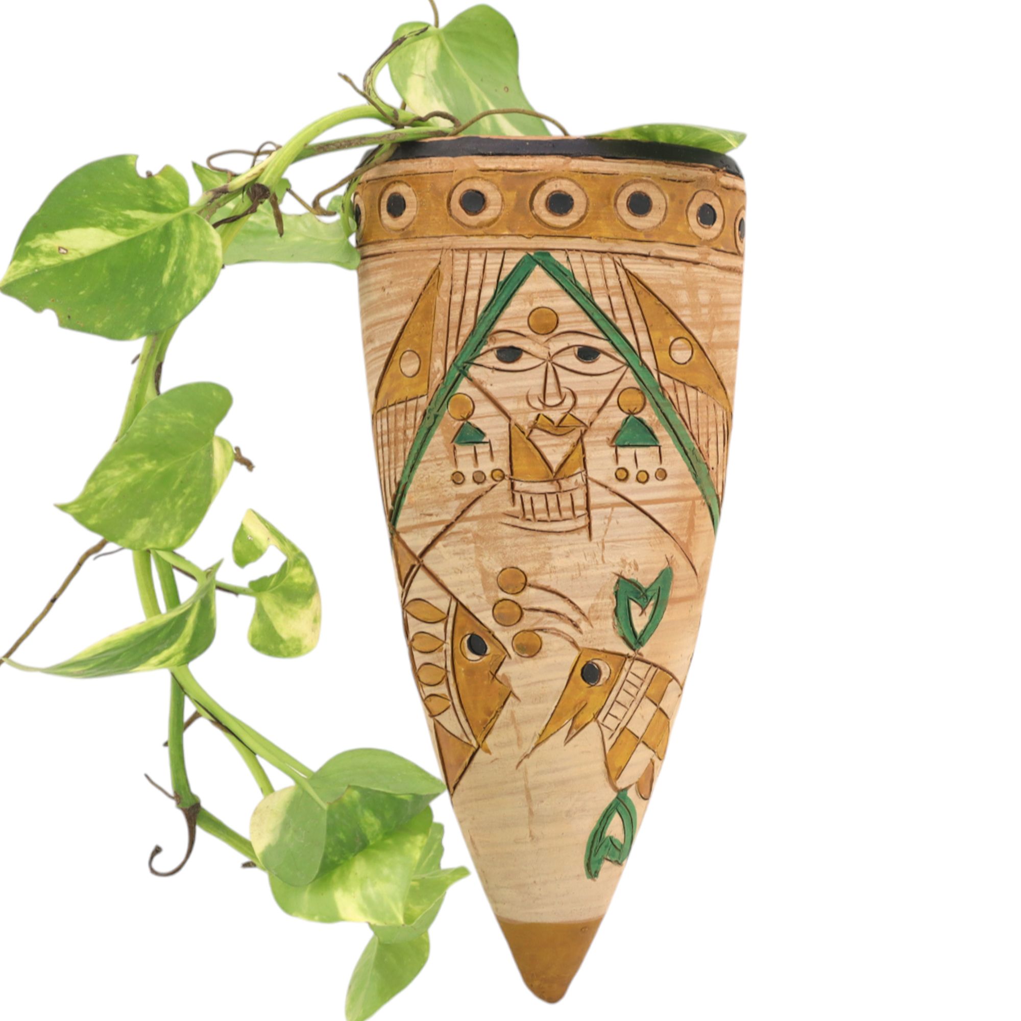 NATURE TOUCH TERRACOTTA WALL HANGINGING FLOWER VASE