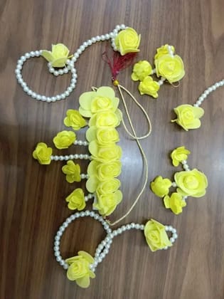 Exclusive Gift Voucher Stunning Decoration Items in Variety