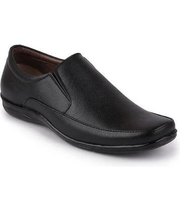 Onbeat - Black Men's Slip On Formal Shoes