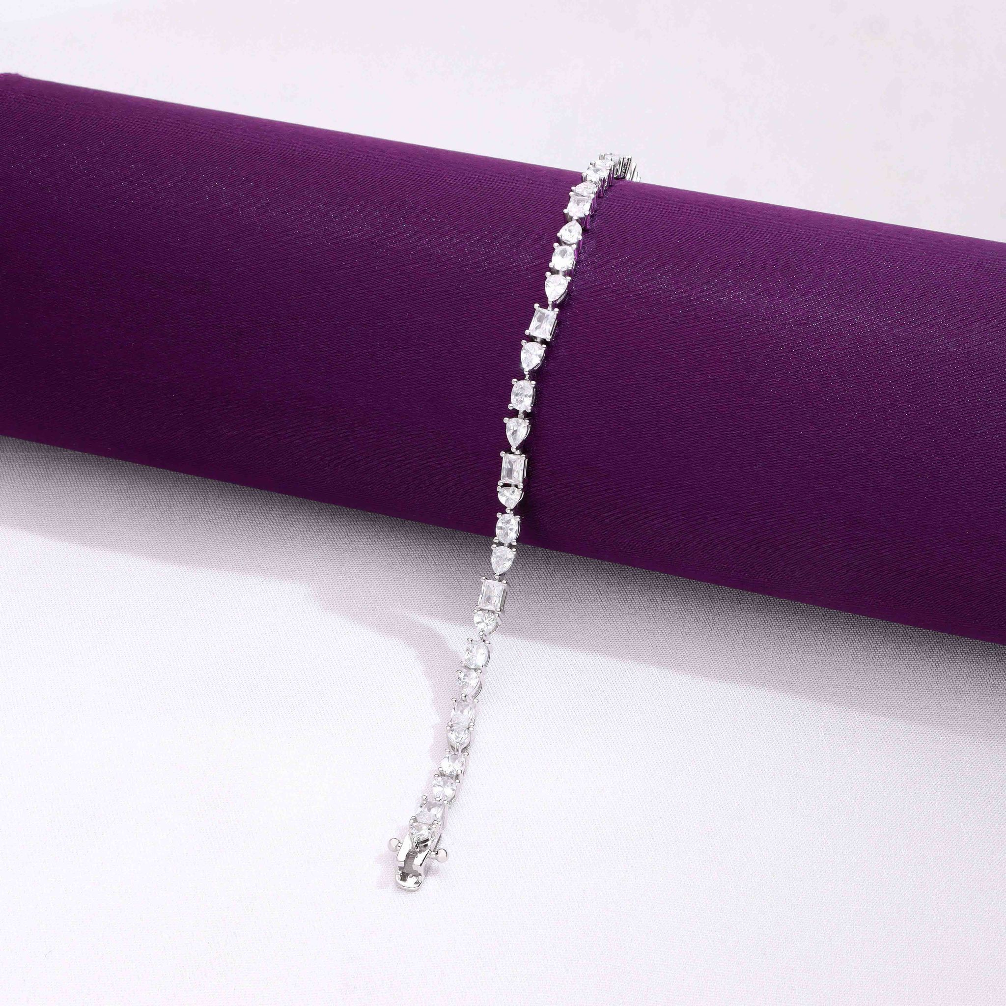 Splendid Shapes Crystals Silver bracelet-White Stone / Silver