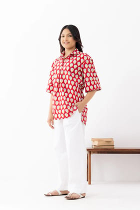 Strawberry Top Strawberry Top