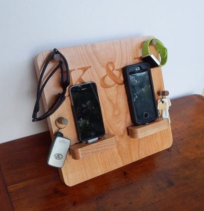 All in 1 Multiutility Mobile, Spectable, Watch & Keys Holder Gift Set for Couples - Ki & Ka