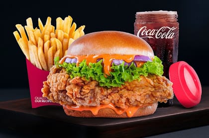 Smoky Chipotle Chicken Burger Combo