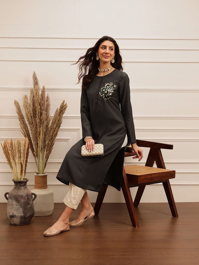 Midnight Elegance Embroidered Kurta