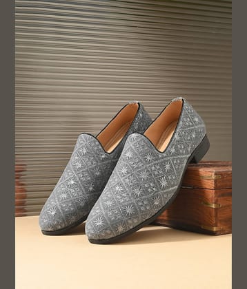 Footloose Gray Men's Mojaris