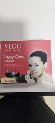 Vlcc Party glow Facial kit 
