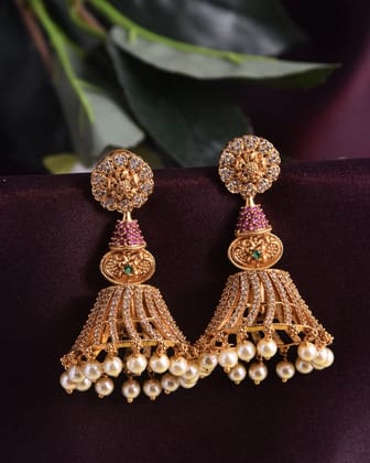 Temple Kode model Jhumka Earrings