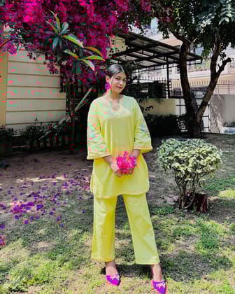 Sunny Petal Embroidered Handloom Linen Coord Set-Abhilasha-XS / XS