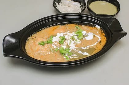 Boneless Chicken White Korma