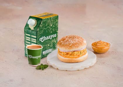 Desi Chai With Bun Omelette