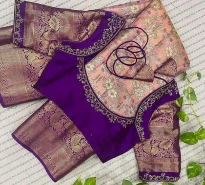 Stylish and Elegant Blouse and Saari for Any Occasion