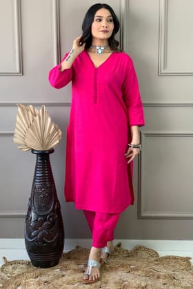 Monochrome Formal Outfit-S / Pink
