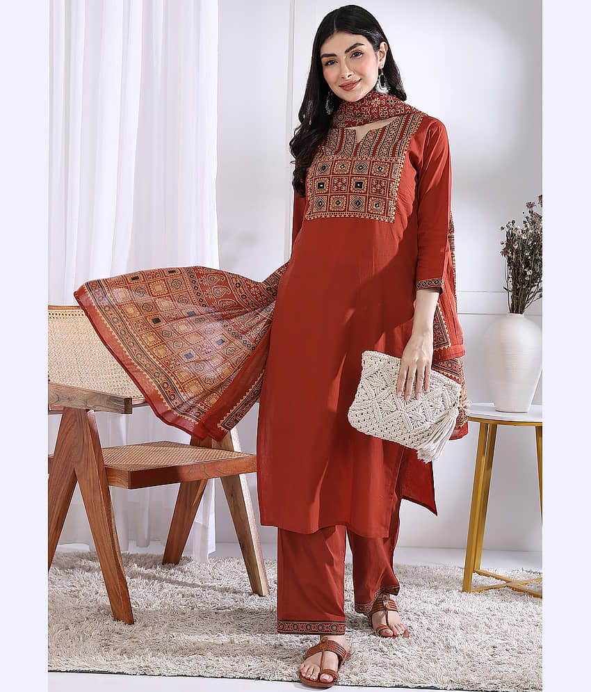Vbuyz Women Cotton Solid Straight Kurti With Palazzo ( Maroon )