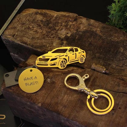 Kia Optima Keychain-Side View / Gold