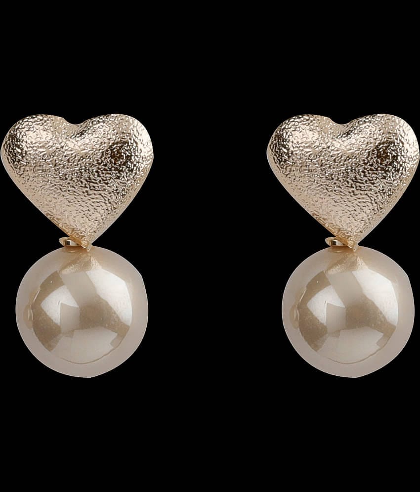 SILVER SHINE  Lovely Gold Simple Polished Heart Design With Pearl Stud Earring For Girls And Women