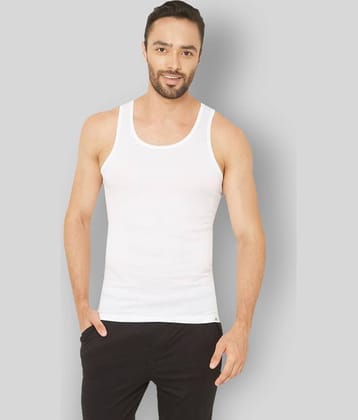 XYXX Pack of 2 Cotton Blend Sleeveless Vest For Men ( White )