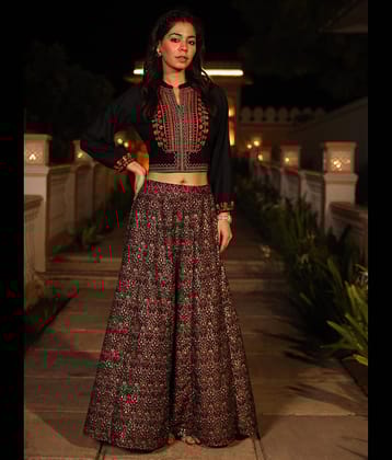 Juniper Women Embroidered Top With Skirt Co-Ord Set ( Black )