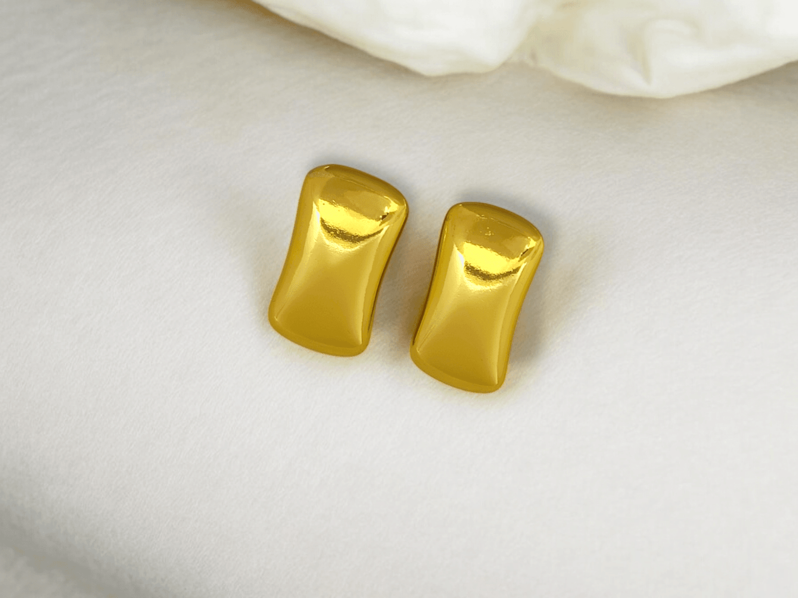Stunning Gold-Plated Earrings