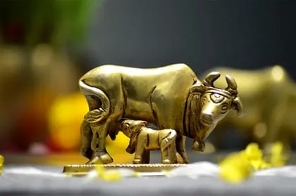 DECORATIVE COW & CALF for Home Décor by Snova Enterprises DECORATIVE COW & CALF for Home Décor by Snova Enterprises